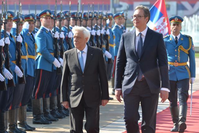 Greek president welcomed in Belgrade by Serbian counterpart