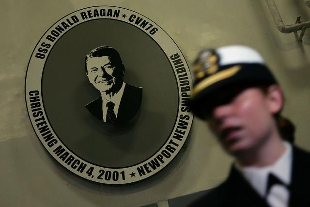"Regan" doplovio do Koreja; Pjongjang: Meta je pred nosem