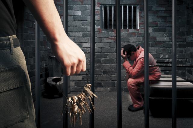 Zatvorenik tuži zatvor zbog erekcije od 91 sat