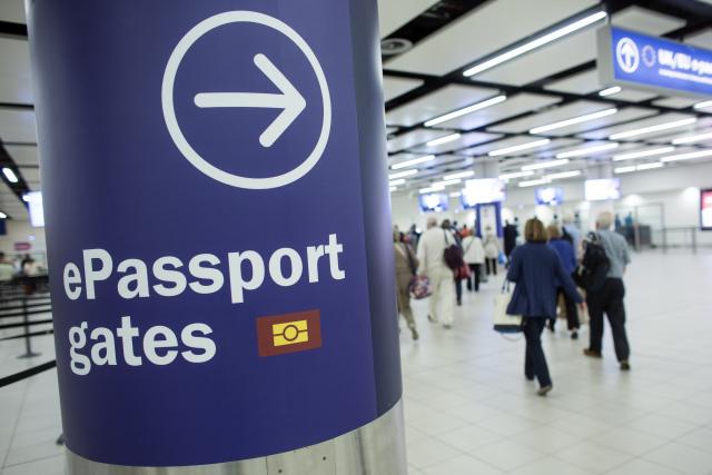 Zbogom peèatima u pasošima, u EU preko "pametnih granica"