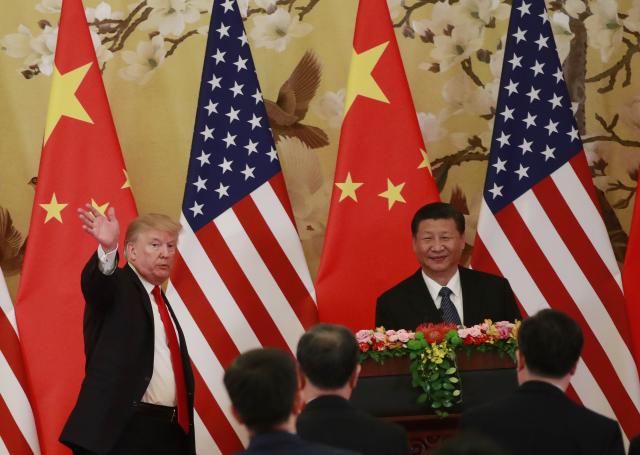 Tramp promenio ploču, hvali Kinu: 