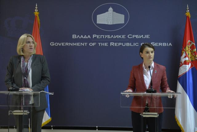 Vlade Srbije i RS u Beogradu potpisale četiri dokumenta