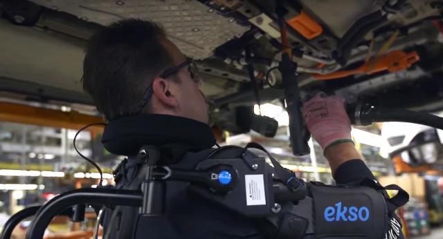 Ford: Ne roboti umesto radnika, veæ egzoskelet / VIDEO