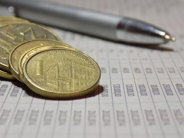 Dinar nastavlja pad nakon rekordnih dana