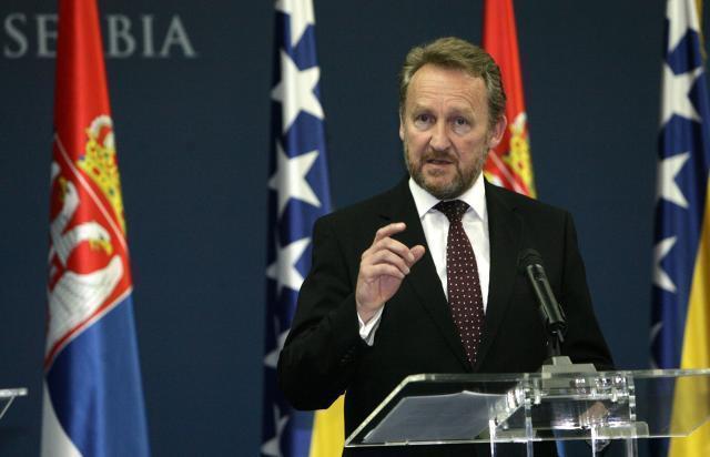 Izetbegovic said he "hopes Bosnia will recognize Kosovo"