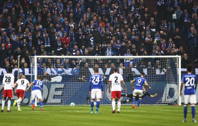 Šalke dobio HSV, Nastasiæ rezerva, Kostiæ solidan