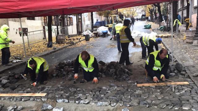 Krivične protiv Malog i Vesića zbog oblutaka na Skadarliji