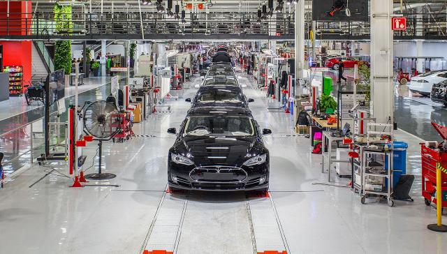 Tesla u problemu: Kontrola kvaliteta vraæa 90% vozila?