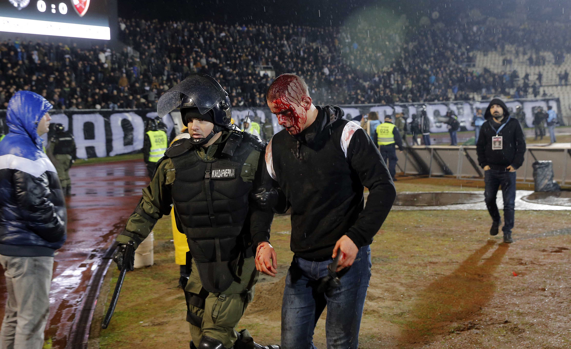 драка болельщиков. футбольные хулиганы ультрас. футбольные хулиганы драка. цска спартак 1997 фанаты. футбольные хулиганы спартака юнион.