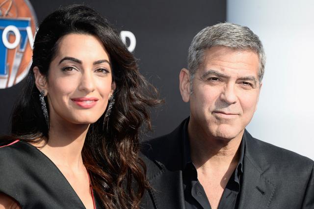 Džordž i Amal Kluni se izvinili putnicima na letu