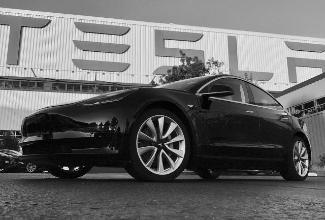 Tesla ispunila želju čoveku na samrti