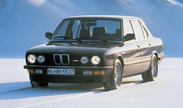 Poslastica za ljubitelje BMW – evolucija M5