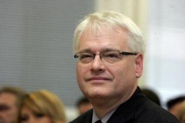 Josipović: Voleo bih da Vučić dođe u Zagreb