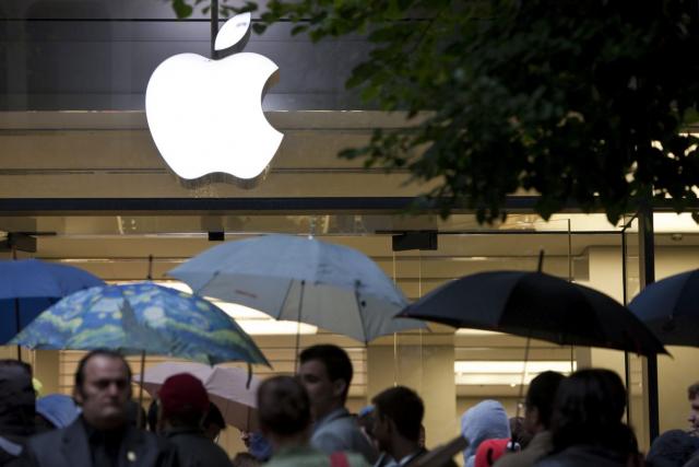 Struènjak iz FBI-ja: U Apple-u rade "kreteni" i "zli geniji"