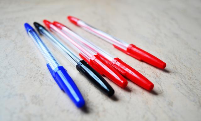 Znate li èemu služi mala rupa na poklopcu hemijske olovke?