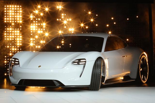 Porsche razvija VW platformu za elektrièni superautomobil