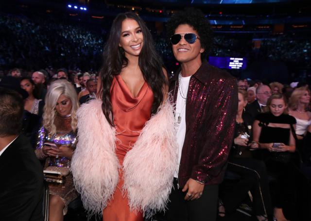 Ovo sigurno niste znali: Koliko je visok Bruno Mars? 18029632325a716ff539eed421119257_v4_big