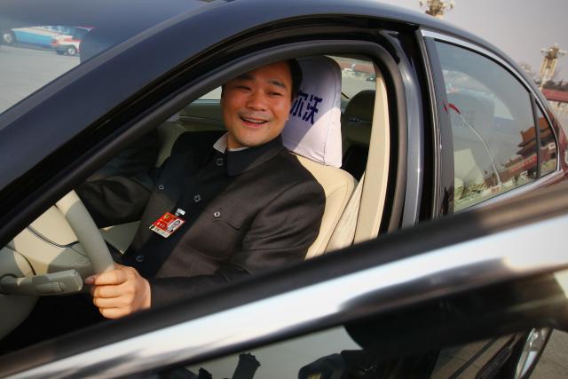 Kinez koji je preporodio Volvo ušao u Mercedes?