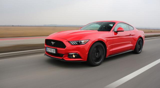 Test: Ford Mustang Fastback 2.3 GTDi EcoBoost M6