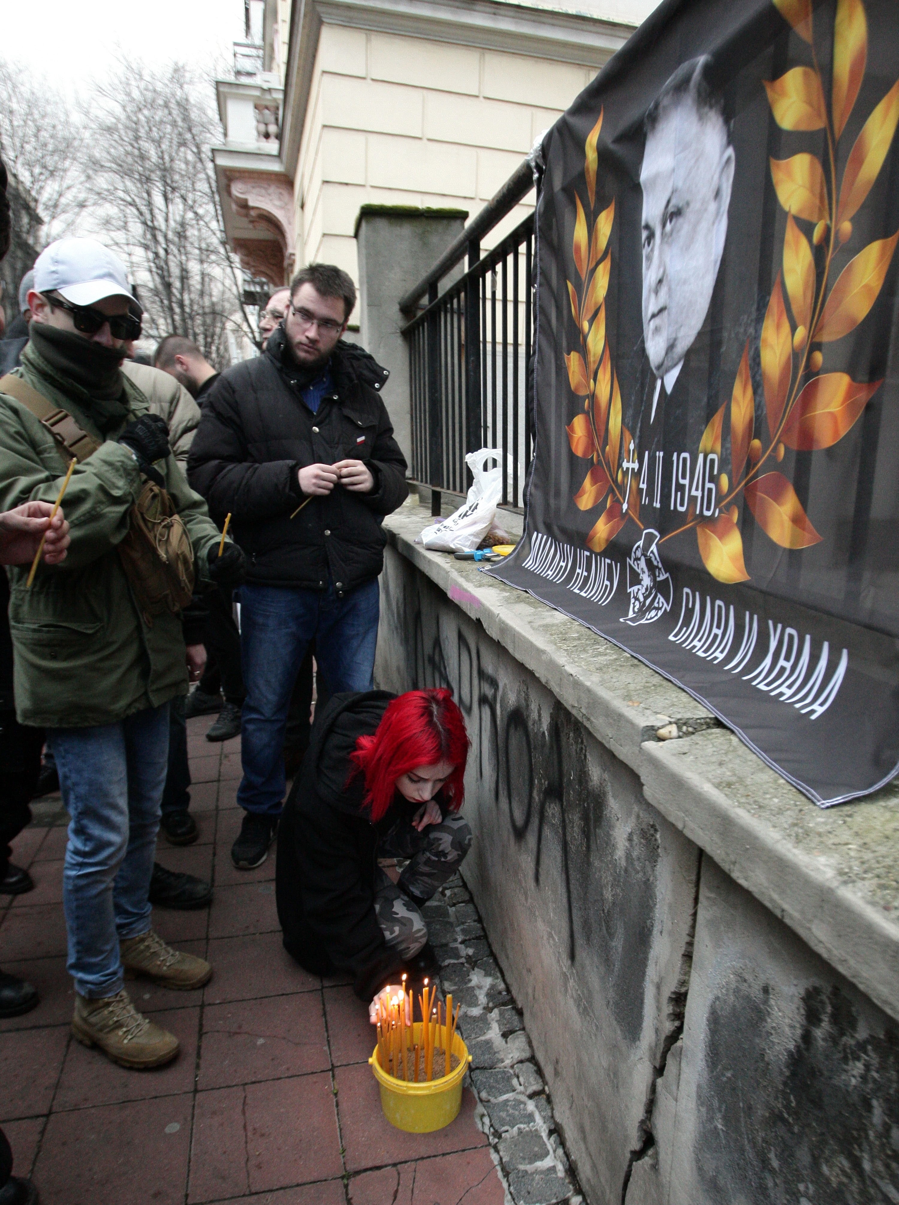 BG: Protest podrške Nediću, kontramiting i "živi zid" FOTO 11961717085a773b3f1a04e899470248_orig