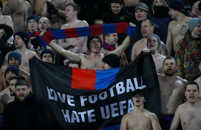 Navijači CSKA: Volimo fudbal, mrzimo UEFA (FOTO)