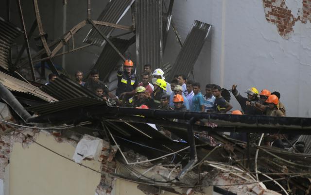 Strušila se zgrada u Kolombu, potraga za preživelima