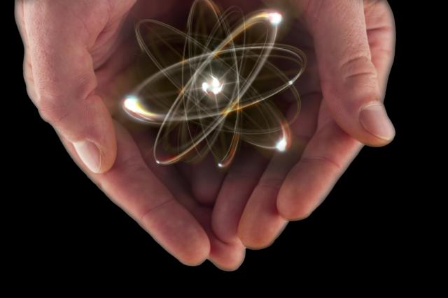 Vidljiv golim okom: Fizičar uspeo da snimi jedan jedini atom FOTO