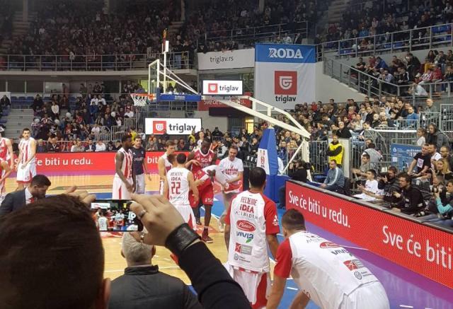 Lazarević u suzama, Odžo ga izneo van terena