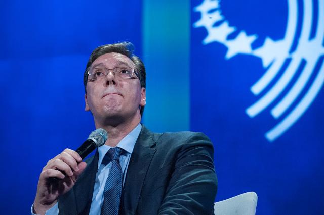 Vučić o novinarima: Pišite šta hoćete, ja ću biti vredan