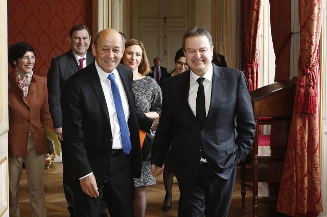 "Strengthening strategic partnership with France"