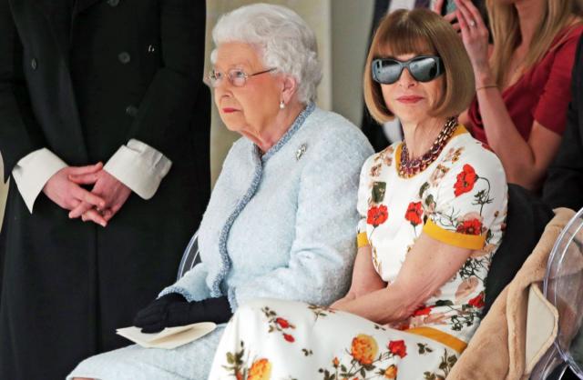 Modna ikona na udaru kritika zbog "nepoštovanja britanske kraljice"