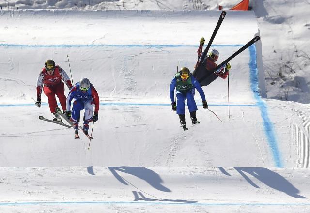ZOI: Kanađanin slomio karlicu posle teškog pada u ski krosu