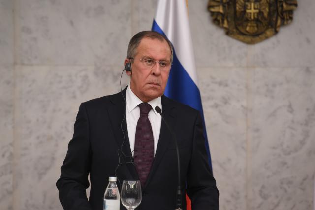 Lavrov: Centar u Nišu humanitaran, a Bondstil?