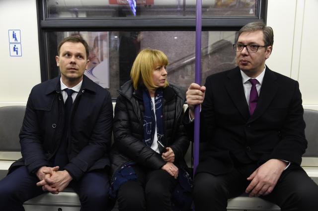 Vučić i Mali u bugarskom metrou: Kako to rade u Sofiji FOTO