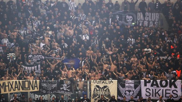 Skandal za skandalom – navijači PAOK upali na televiziju