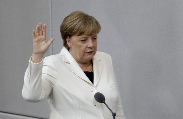 Bundestag potvrdio èetvrti mandat Angele Merkel