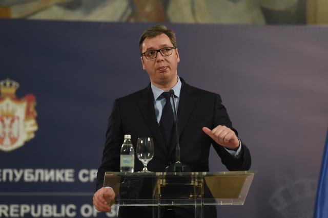 Vučić i Brnabićeva čestitali Putinu pobedu na izborima