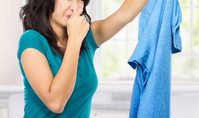 Uz pomoć ovog trika uklonite neprijatan miris sa odeće