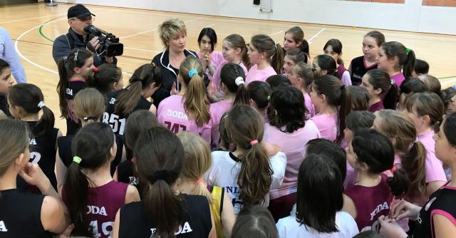 Marinin "Pokret" jaèa bazu ženske košarke u Srbiji