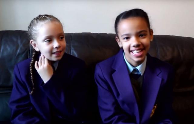 Jedne u milion: Sestre bliznakinje, razlièite boje kože / VIDEO