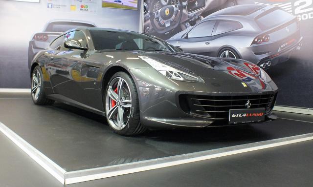 Počeo BG CAR SHOW 06 – zvezde Ferrari i Lamborghini