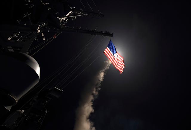 Kako bi Amerikanci mogli da napadnu Siriju i šta će Rusi?
