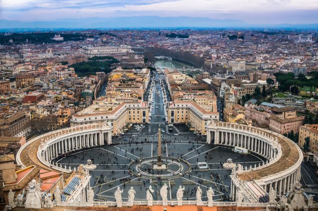 Vanredno stanje u Vatikanu zbog "sve veæih aktivnosti demona"