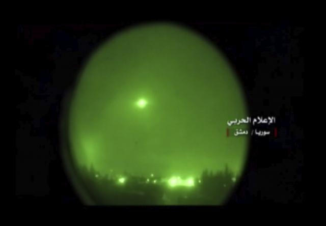 Pojavili se prvi snimci vazdušnih udara u Siriji VIDEO