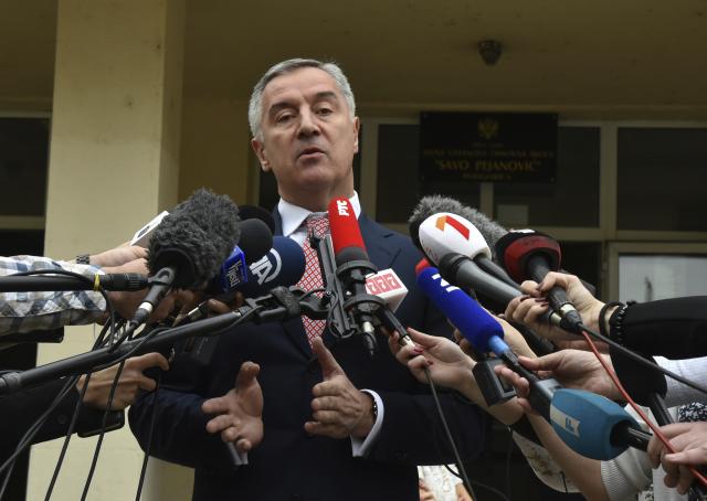 Đukanović proglasio pobedu na izborima: Nepobedivi smo