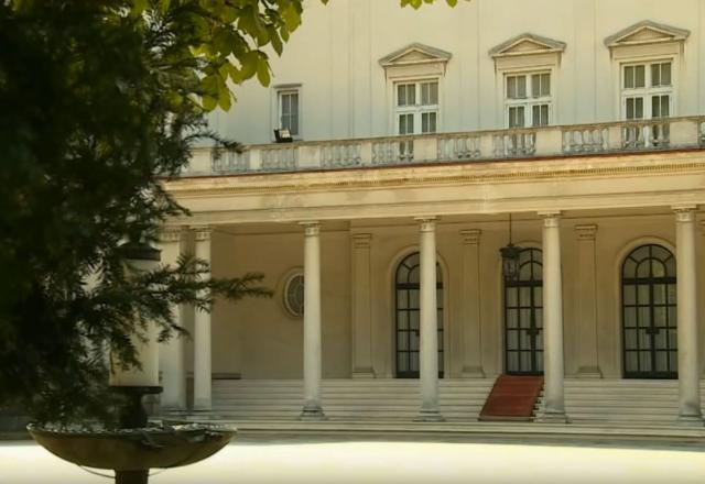 Karađorđevići otvorili Dvorski kompleks za turiste