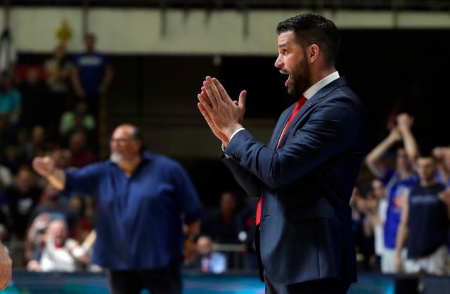 Alimpijević nije više trener Zvezde!