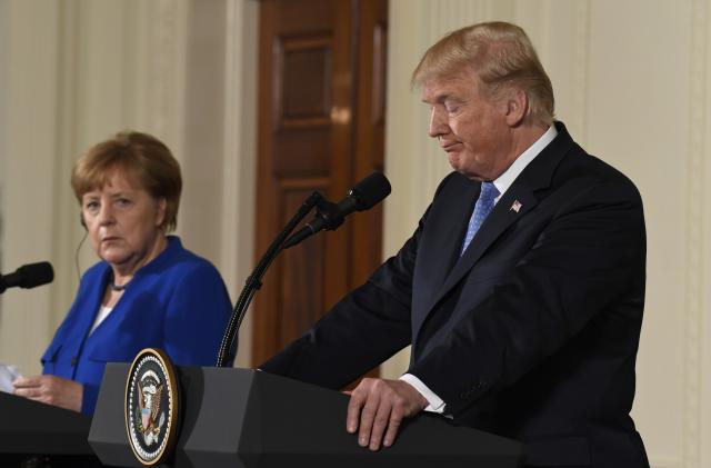 Tramp i Merkelova o globalnoj bezbednosti, odbrani...