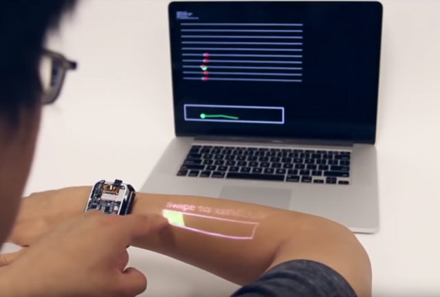 Ovaj sat "pretvara" ruku u ekran osetljiv na dodir / VIDEO