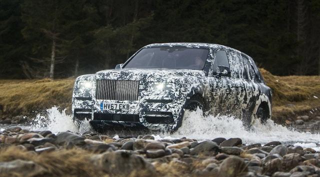 Rolls-Royce SUV debituje 10. maja